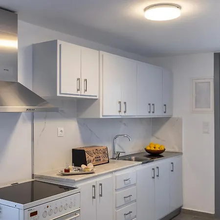 Restia Seaside I, 50m From Megas Gialos